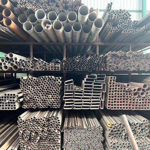 MS PIPES  SQUARE AND RECTANGULAR 